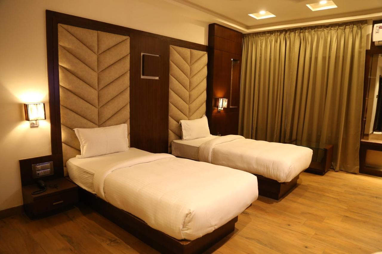 Hotel Prince Viraj Jabalpur Dış mekan fotoğraf